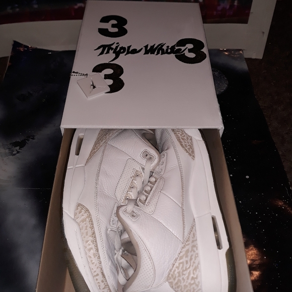 Jordan retro 3s triple white sz 10.5 - Picture 3 of 6